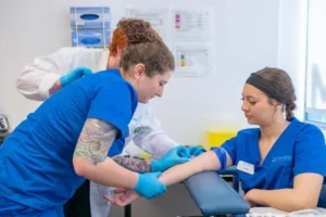 Detroit-Area Students Can Help Meet Michigan’s Nursing Shortage Through Flexible Online and Clinical Degree Pathways