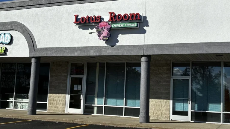 Flint, Michigan, Restaurant Lotus Room Chinese Cuisine to Close After 19 Years, With a New Pho Business Planned for the Space